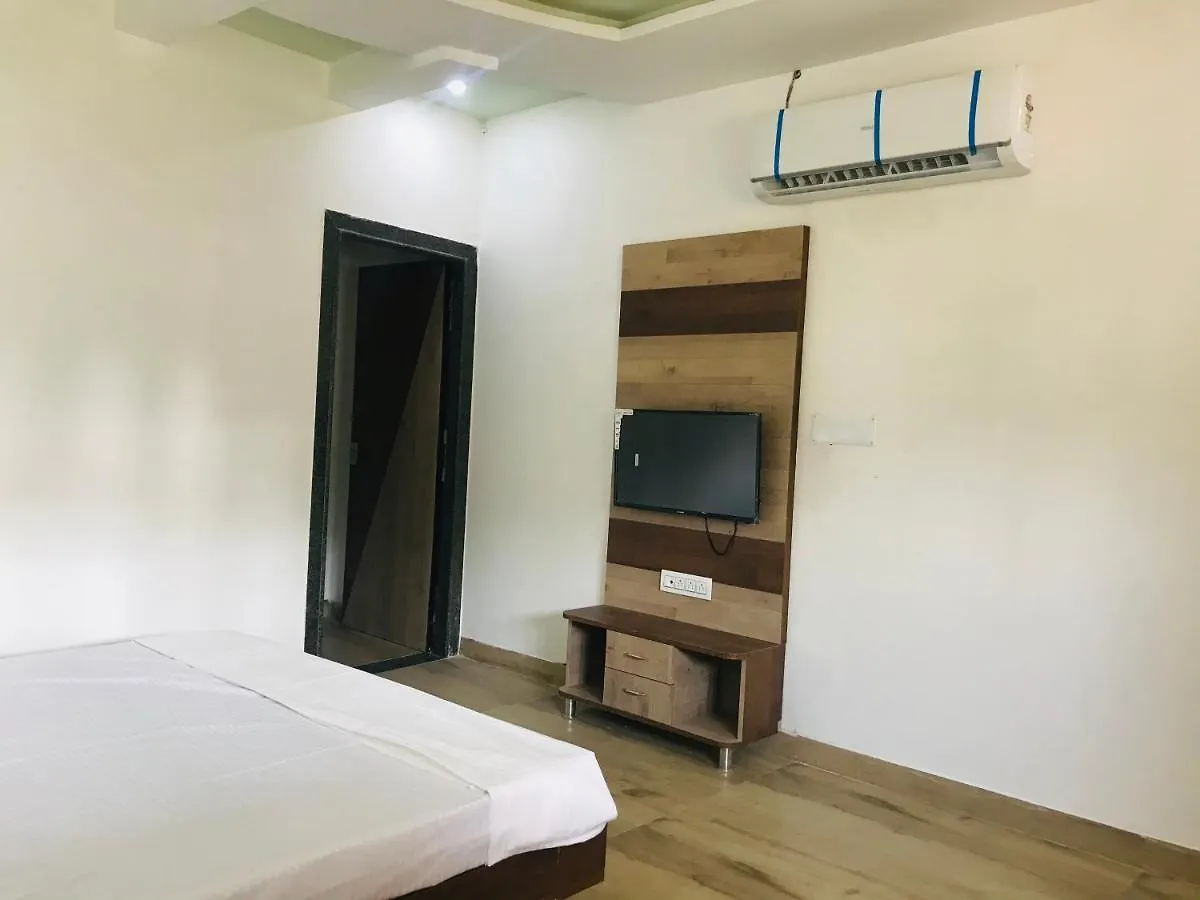 Resort Badam Bagh Hotel Udaipur